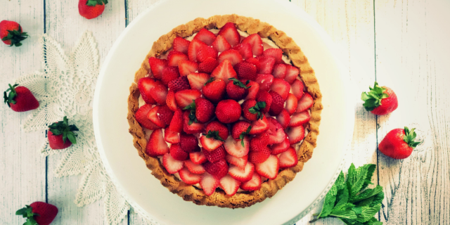 A Gluten Free Strawberry  Tart, great for Muladhara, Root Chakra, by YogicFoods